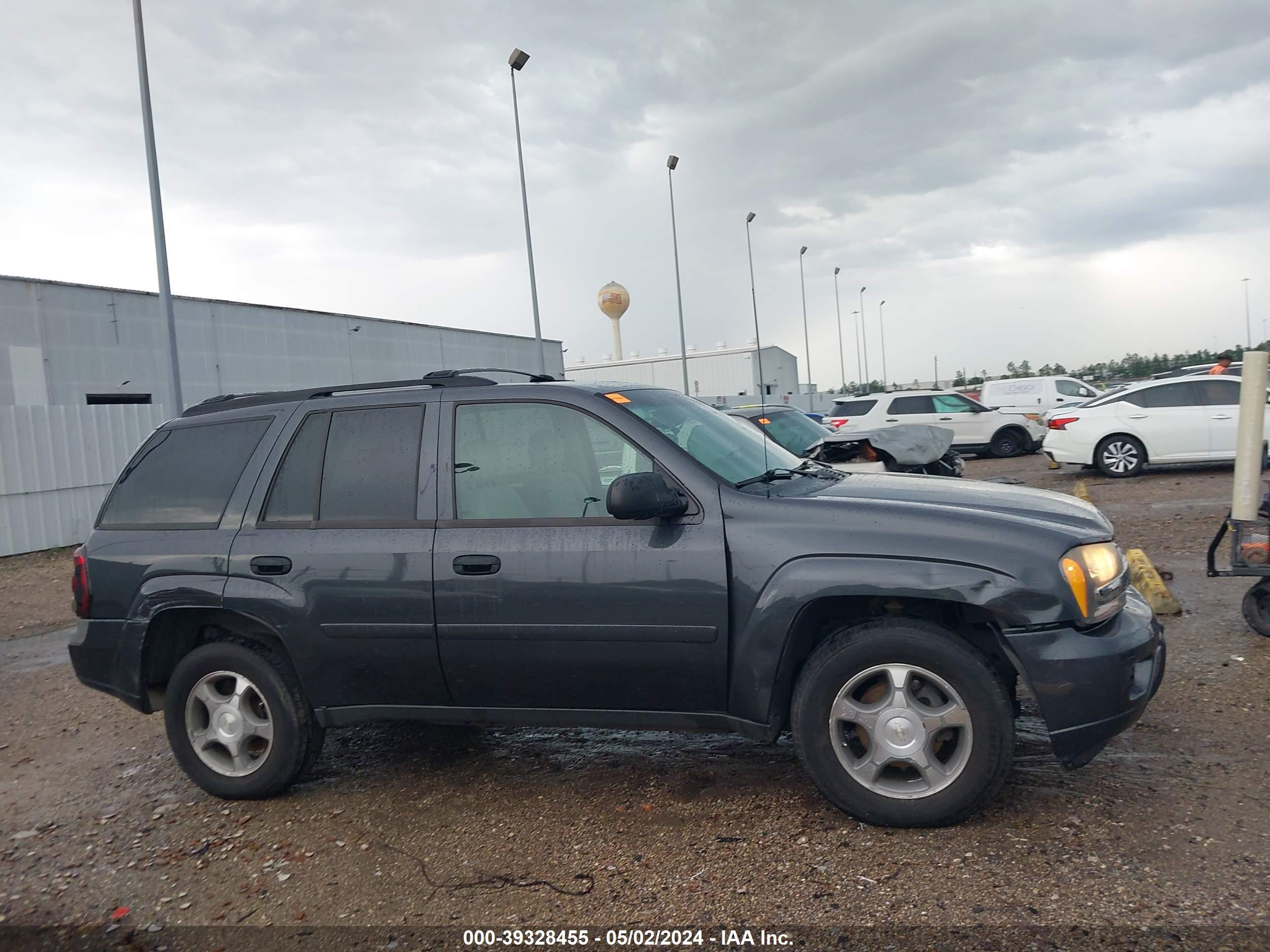 Photo 12 VIN: 1GNDT13S072283646 - CHEVROLET TRAILBLAZER 