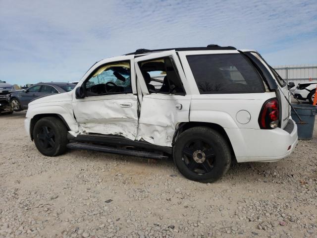 Photo 1 VIN: 1GNDT13S082240605 - CHEVROLET TRAILBLAZE 