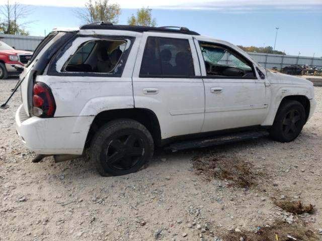 Photo 2 VIN: 1GNDT13S082240605 - CHEVROLET TRAILBLAZE 