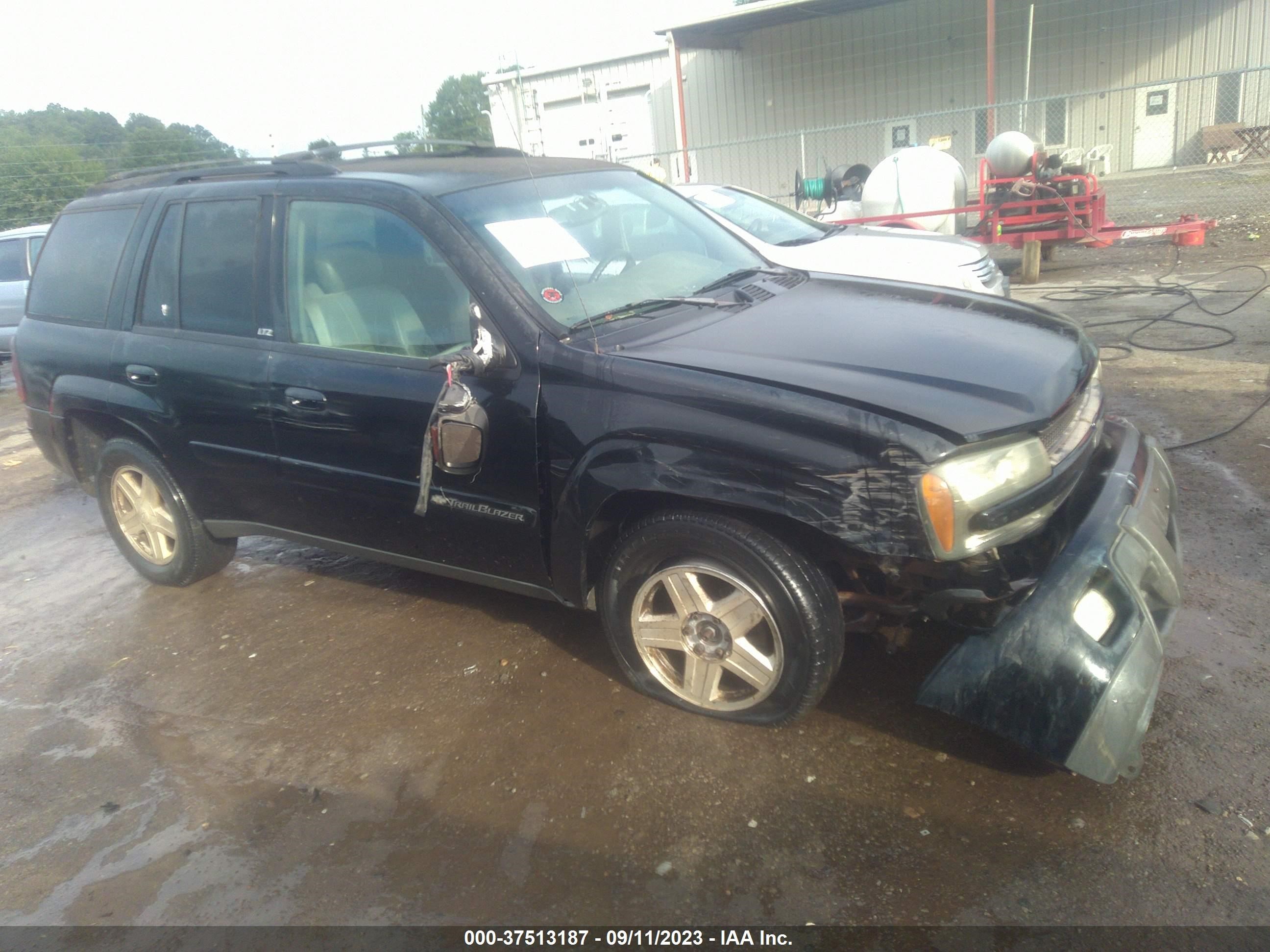 Photo 0 VIN: 1GNDT13S122381187 - CHEVROLET TRAILBLAZER 