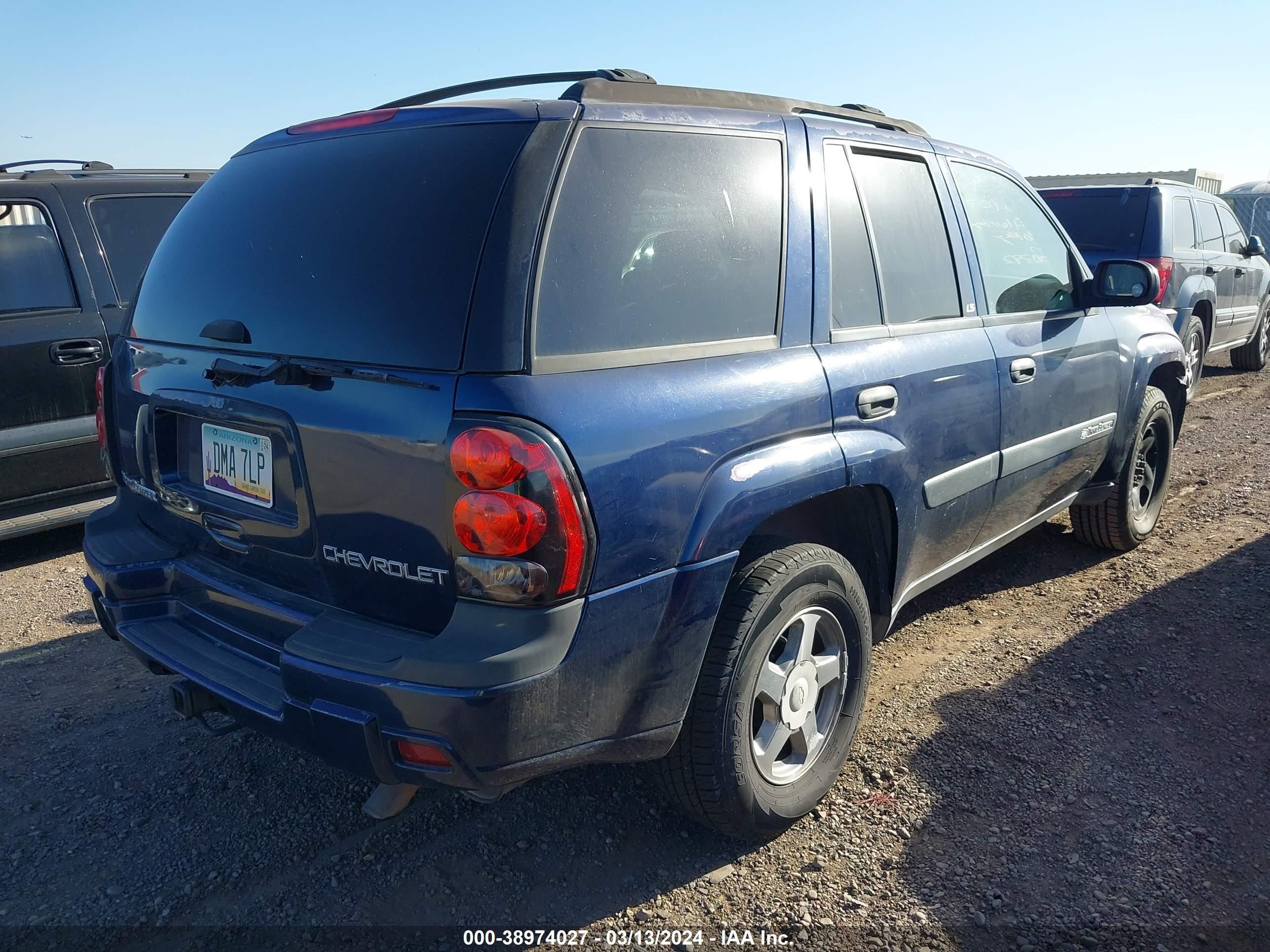 Photo 3 VIN: 1GNDT13S142308792 - CHEVROLET TRAILBLAZER 