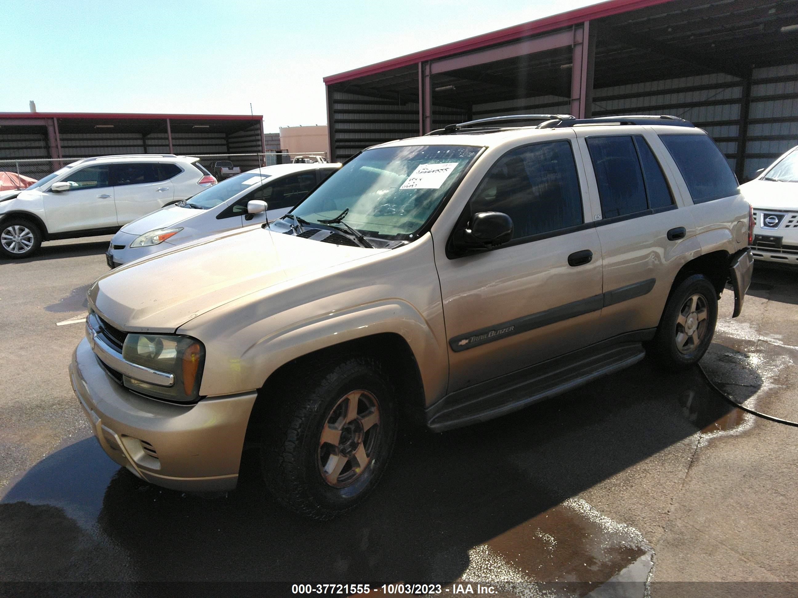 Photo 1 VIN: 1GNDT13S142351237 - CHEVROLET TRAILBLAZER 