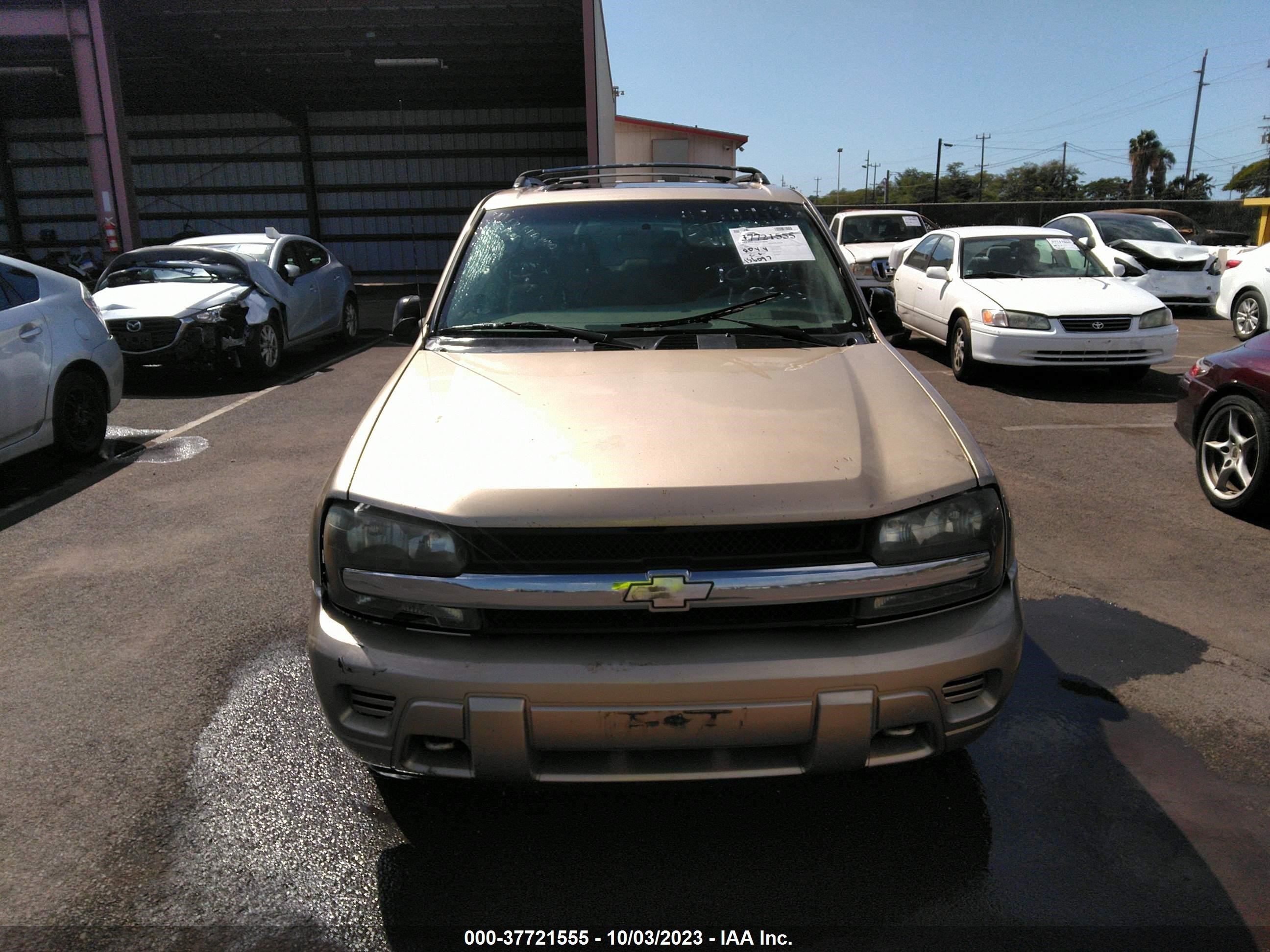 Photo 11 VIN: 1GNDT13S142351237 - CHEVROLET TRAILBLAZER 