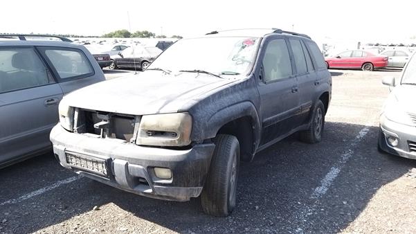 Photo 3 VIN: 1GNDT13S152193919 - CHEVROLET TRAILBLAZER 