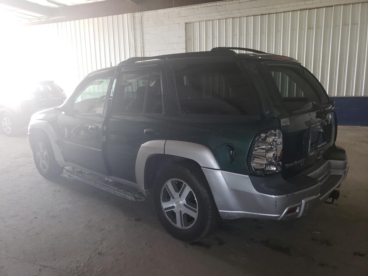 Photo 1 VIN: 1GNDT13S152198523 - CHEVROLET TRAILBLAZER 