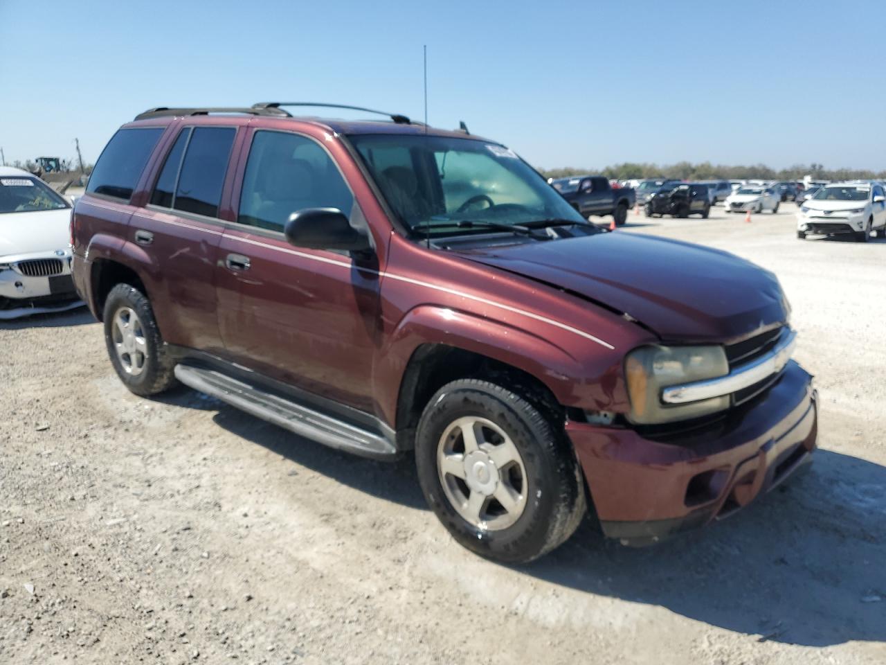 Photo 3 VIN: 1GNDT13S162121393 - CHEVROLET TRAILBLAZER 