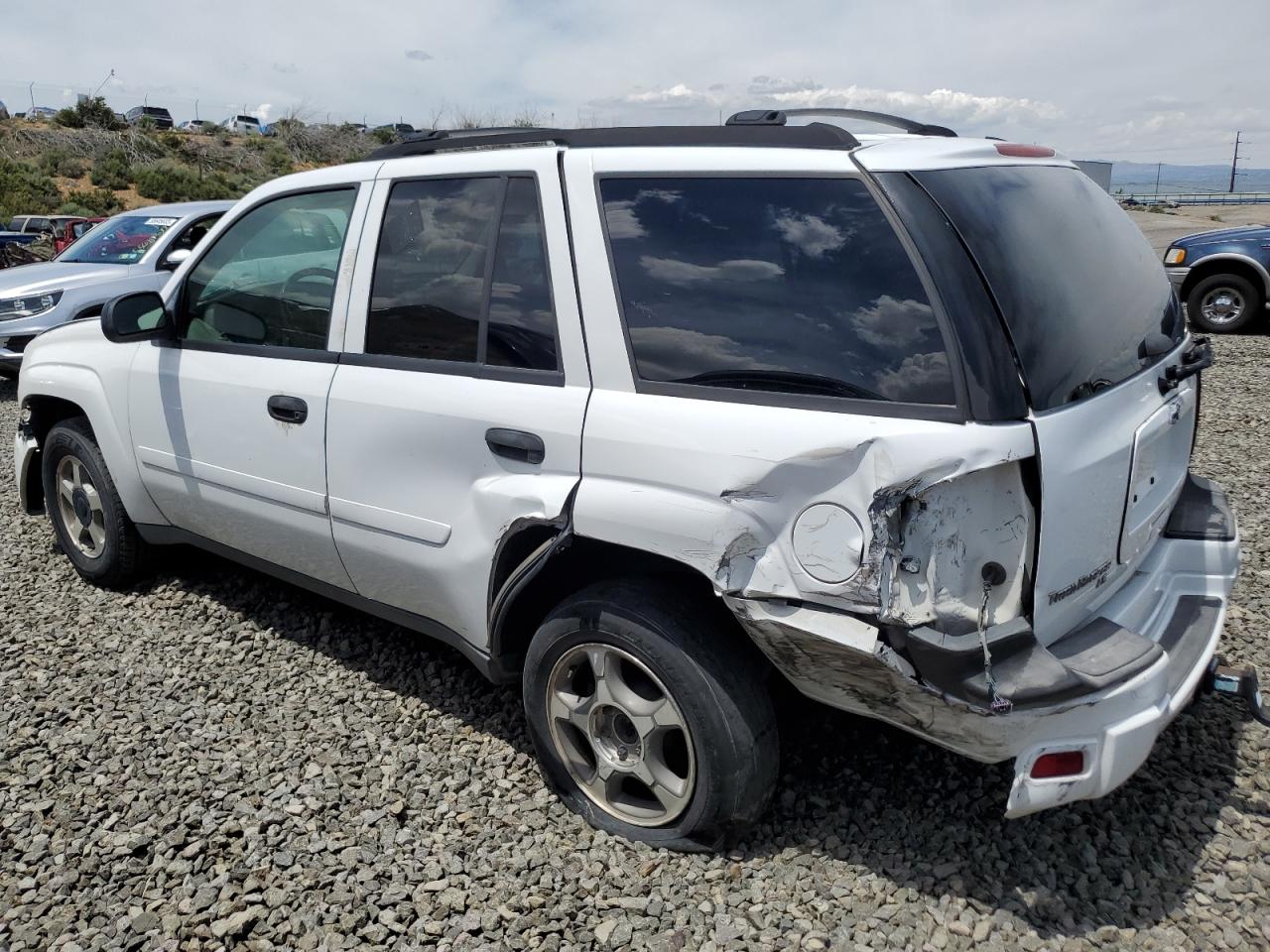 Photo 1 VIN: 1GNDT13S162150019 - CHEVROLET TRAILBLAZER 