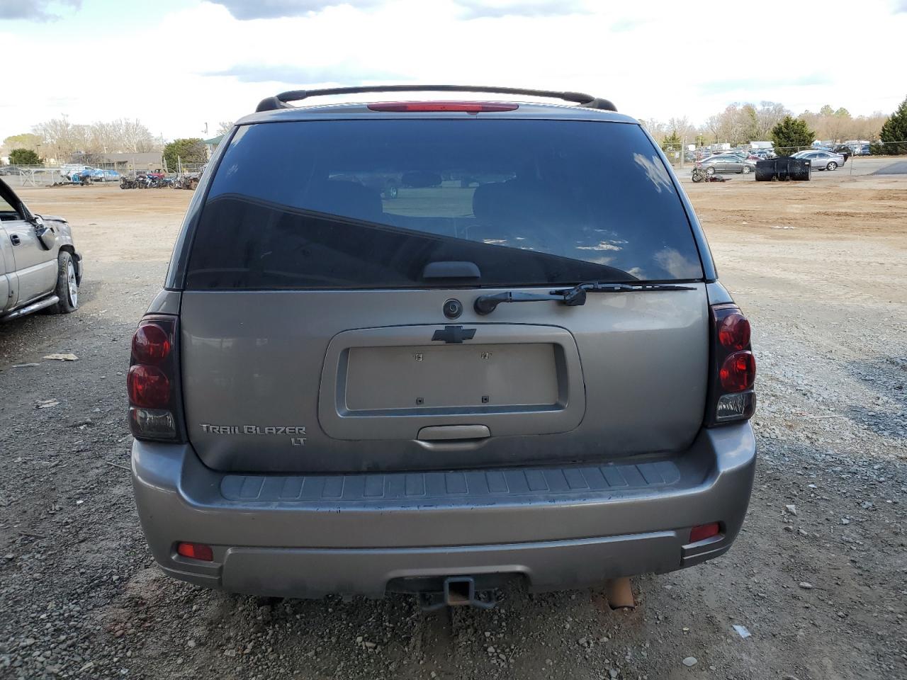 Photo 5 VIN: 1GNDT13S162201177 - CHEVROLET TRAILBLAZER 