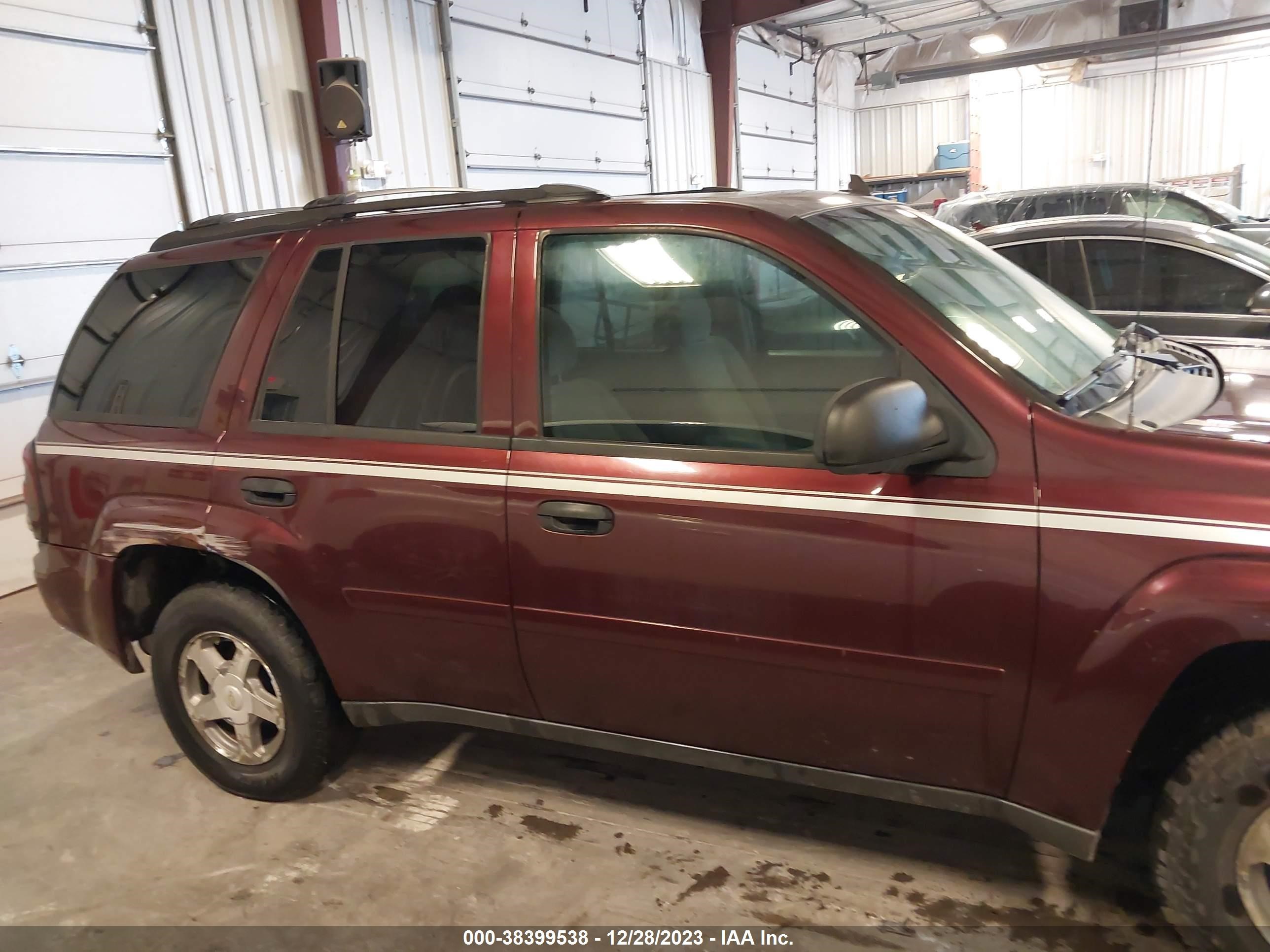 Photo 13 VIN: 1GNDT13S162310495 - CHEVROLET TRAILBLAZER 