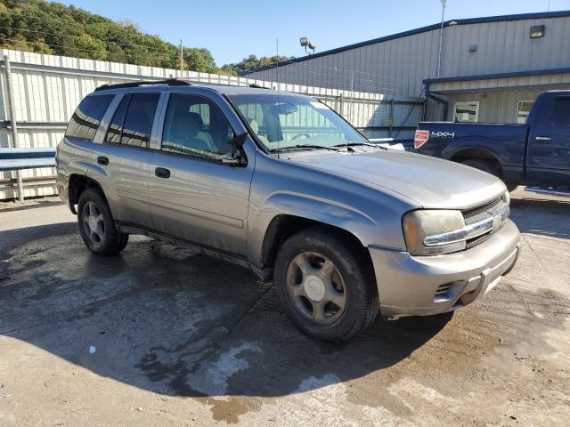 Photo 3 VIN: 1GNDT13S172106684 - CHEVROLET TRAILBLAZE 