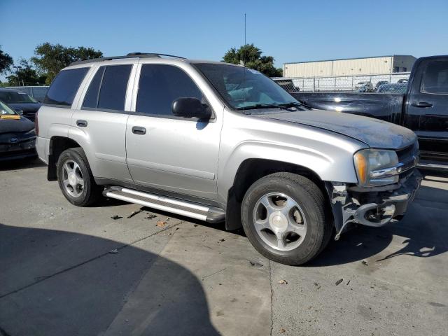 Photo 3 VIN: 1GNDT13S172237310 - CHEVROLET TRAILBLAZE 