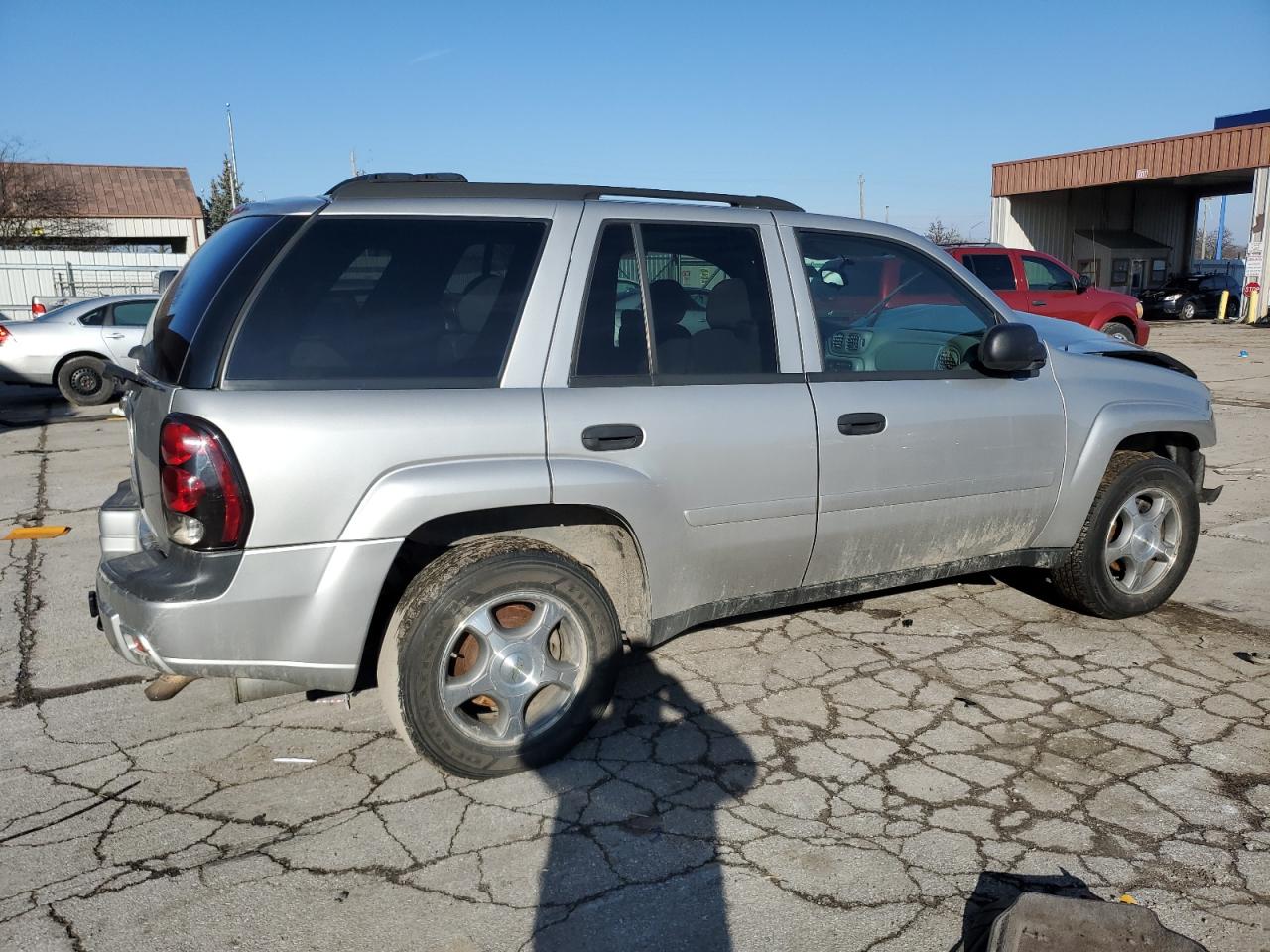 Photo 2 VIN: 1GNDT13S172278777 - CHEVROLET TRAILBLAZER 