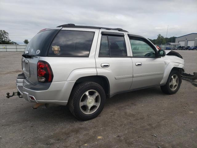 Photo 2 VIN: 1GNDT13S182104404 - CHEVROLET TRAILBLAZE 