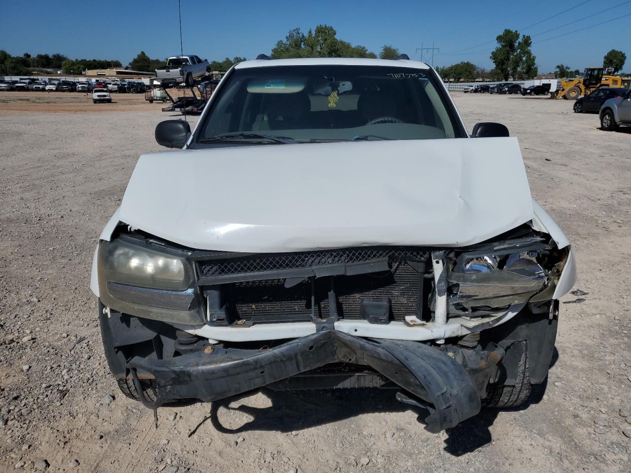 Photo 4 VIN: 1GNDT13S182143221 - CHEVROLET TRAILBLAZER 