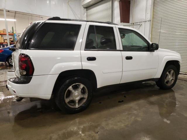 Photo 2 VIN: 1GNDT13S182238992 - CHEVROLET TRAILBLZR 