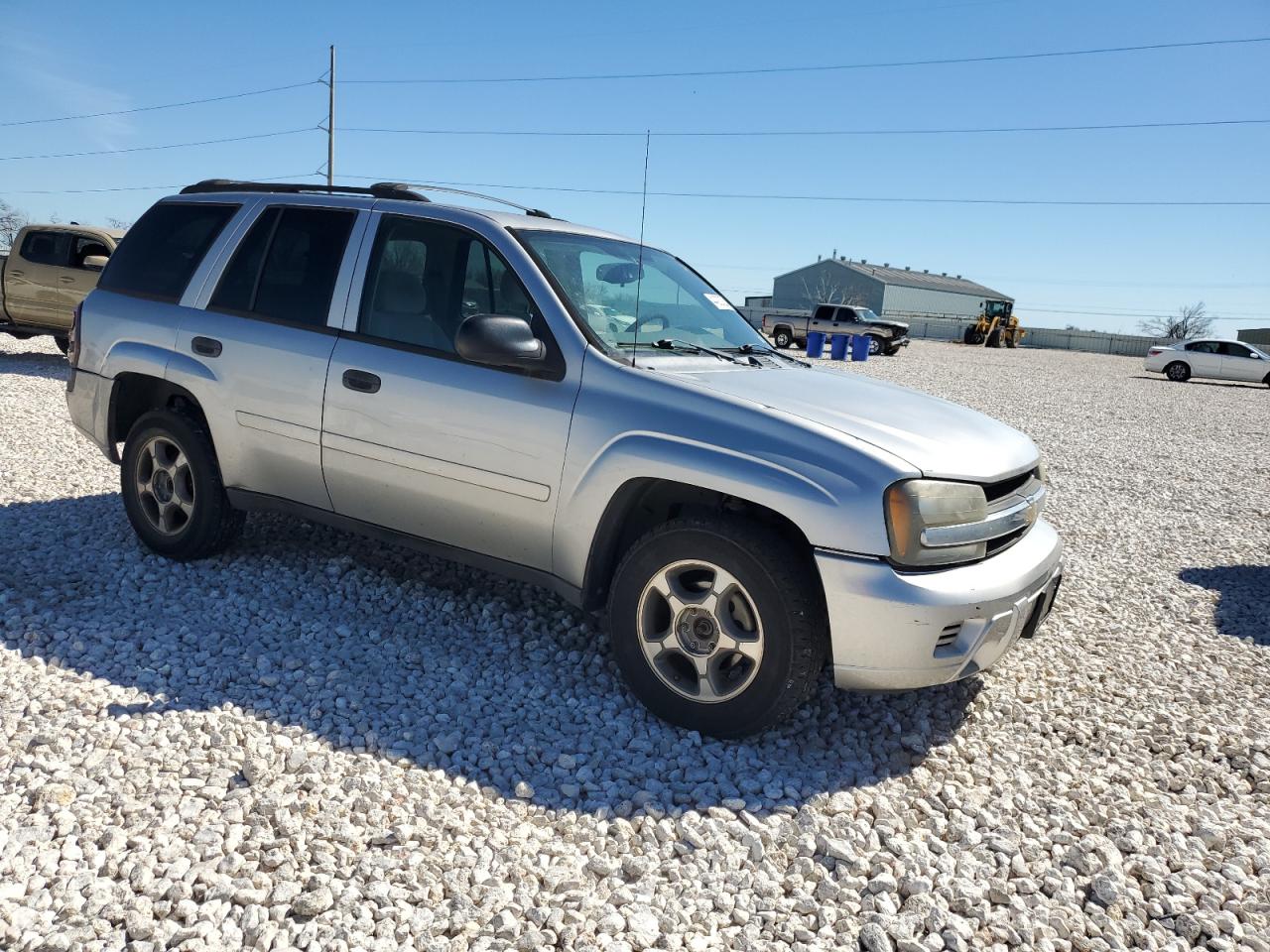 Photo 3 VIN: 1GNDT13S182241861 - CHEVROLET TRAILBLAZER 