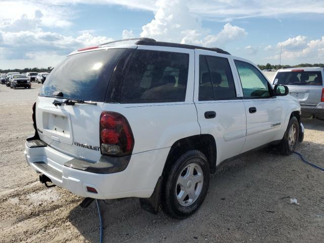 Photo 2 VIN: 1GNDT13S222179085 - CHEVROLET TRAILBLAZE 