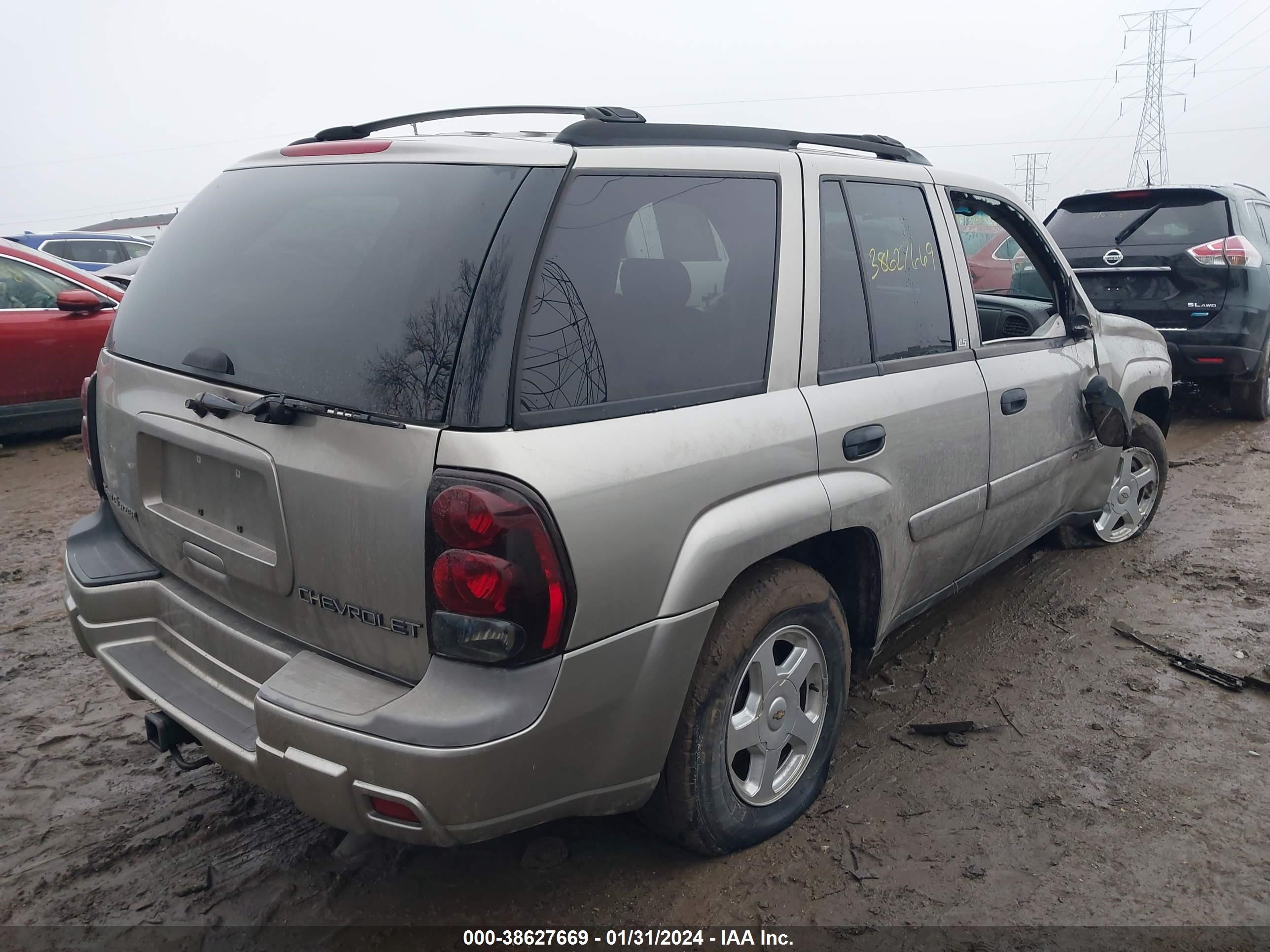 Photo 3 VIN: 1GNDT13S222340793 - CHEVROLET TRAILBLAZER 