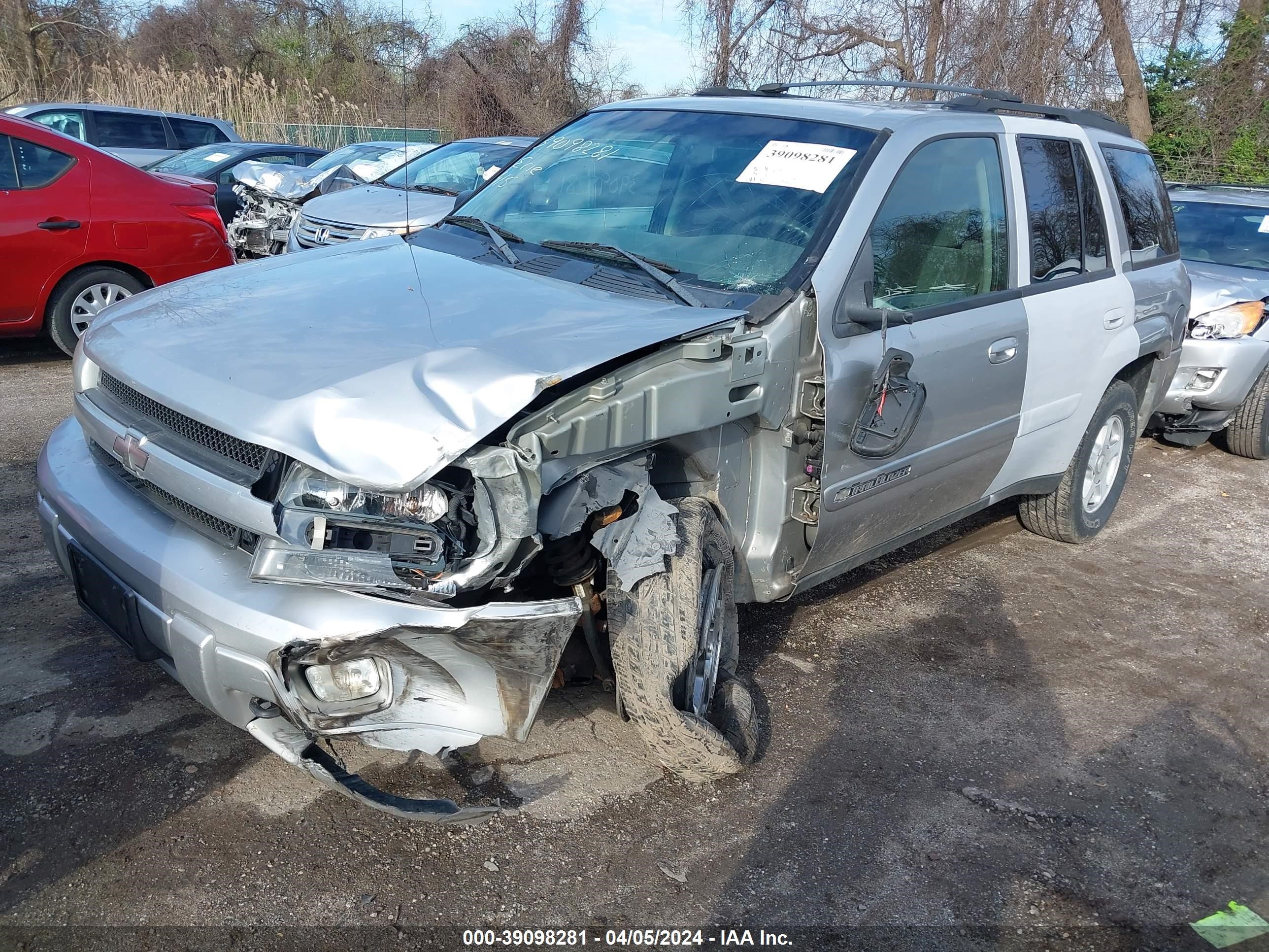 Photo 1 VIN: 1GNDT13S242220091 - CHEVROLET TRAILBLAZER 