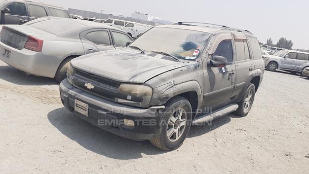 Photo 3 VIN: 1GNDT13S252316496 - CHEVROLET TRAILBLAZER 