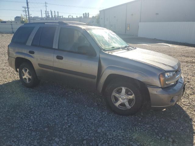 Photo 3 VIN: 1GNDT13S252350793 - CHEVROLET TRAILBLAZE 