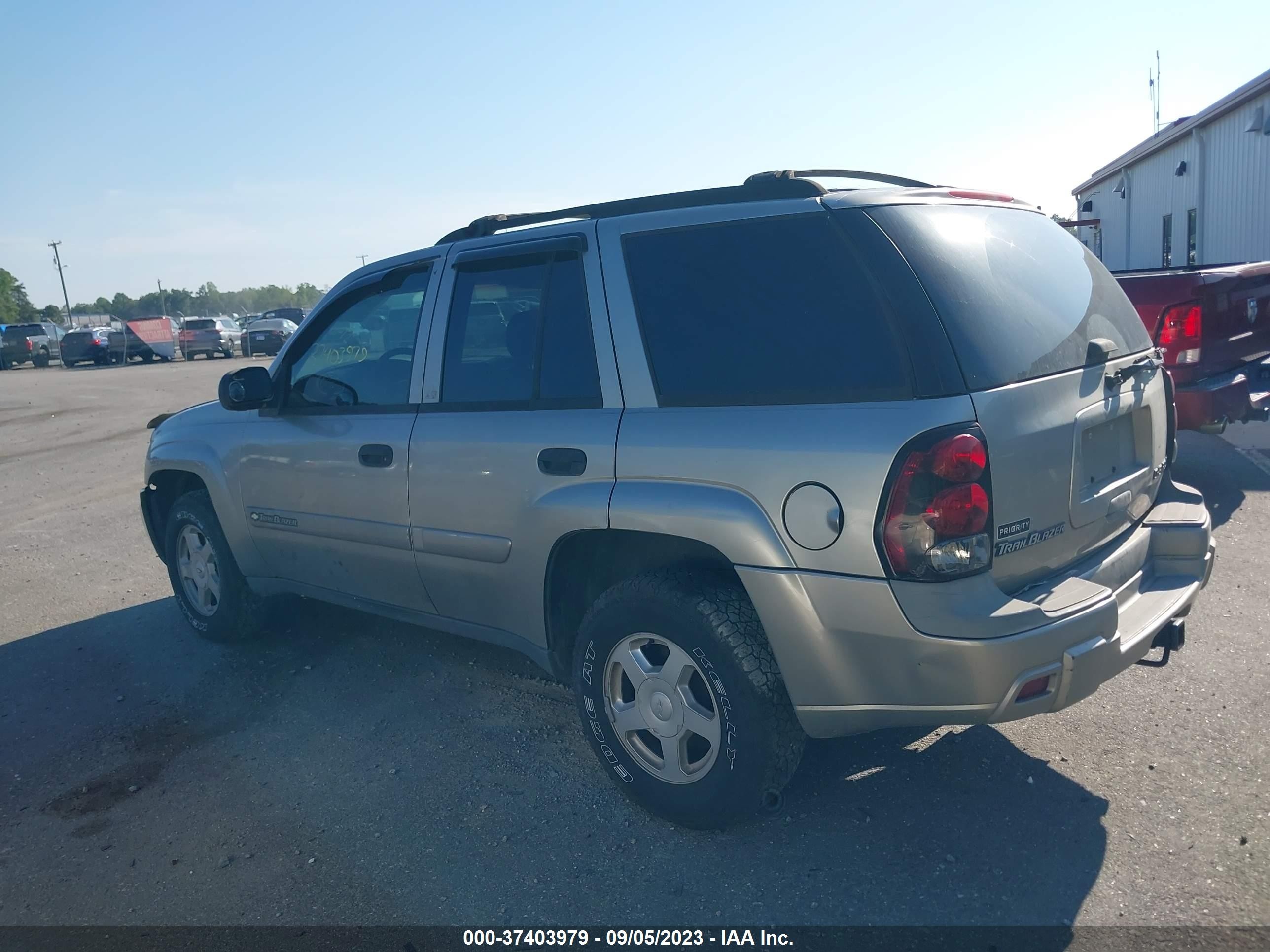 Photo 13 VIN: 1GNDT13S322293242 - CHEVROLET TRAILBLAZER 