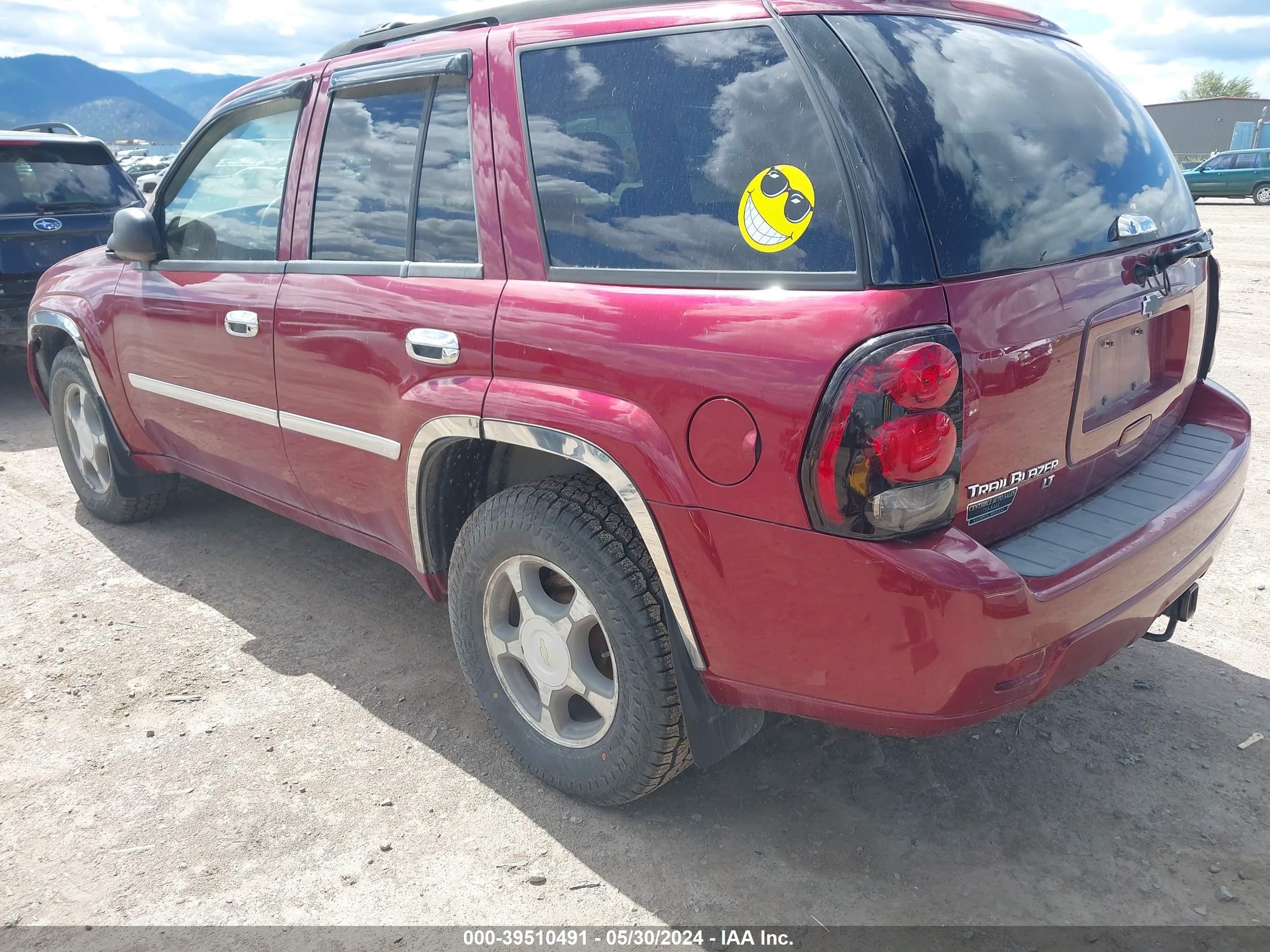 Photo 2 VIN: 1GNDT13S362239302 - CHEVROLET TRAILBLAZER 