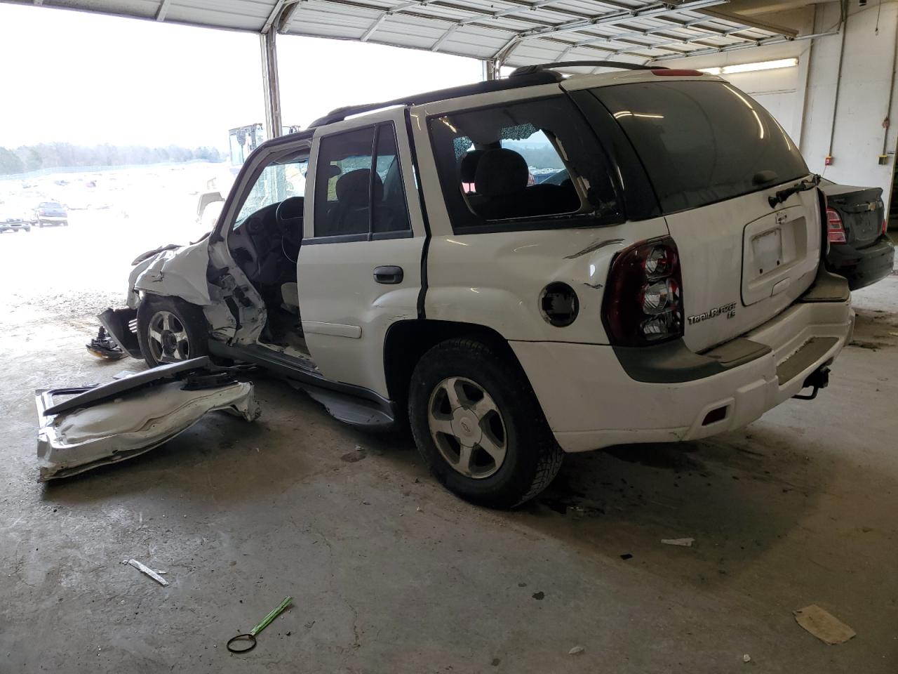 Photo 1 VIN: 1GNDT13S362245049 - CHEVROLET TRAILBLAZER 