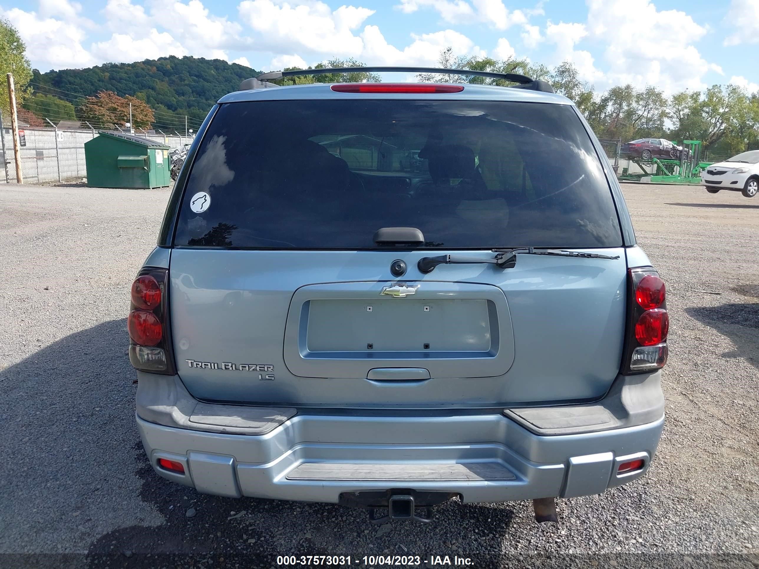 Photo 15 VIN: 1GNDT13S362289231 - CHEVROLET TRAILBLAZER 