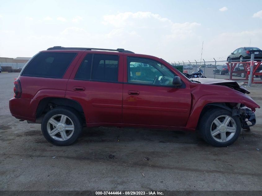 Photo 12 VIN: 1GNDT13S372136110 - CHEVROLET TRAILBLAZER 