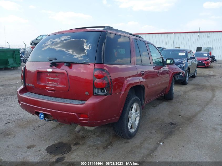 Photo 3 VIN: 1GNDT13S372136110 - CHEVROLET TRAILBLAZER 