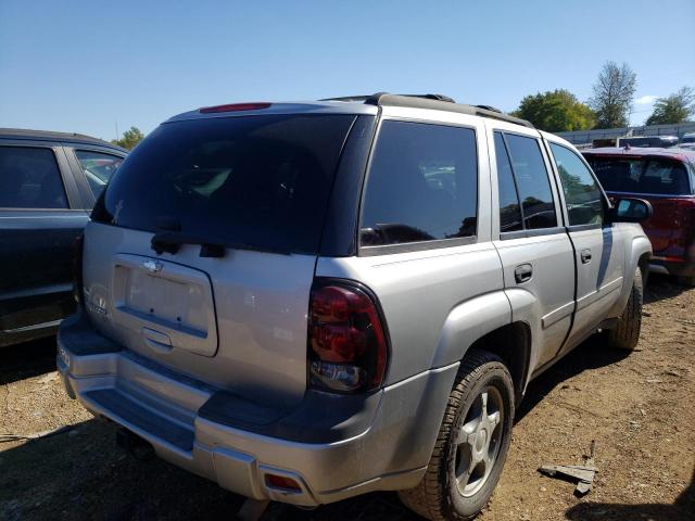 Photo 2 VIN: 1GNDT13S372161170 - CHEVROLET TRAILBLAZE 