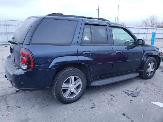 Photo 2 VIN: 1GNDT13S382255812 - CHEVROLET TRAILBLAZE 