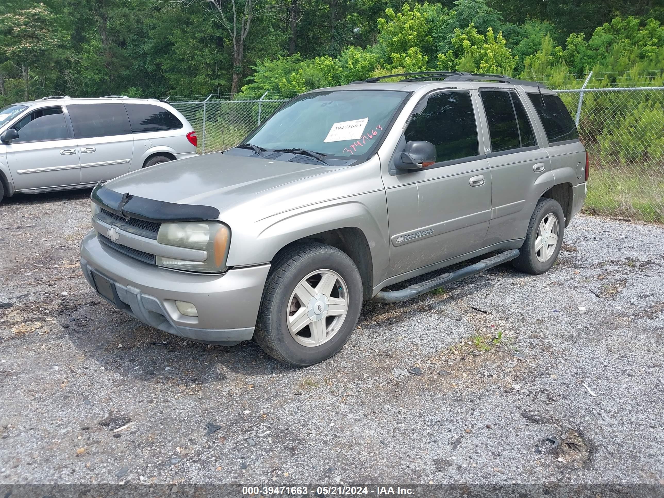 Photo 1 VIN: 1GNDT13S422173448 - CHEVROLET TRAILBLAZER 