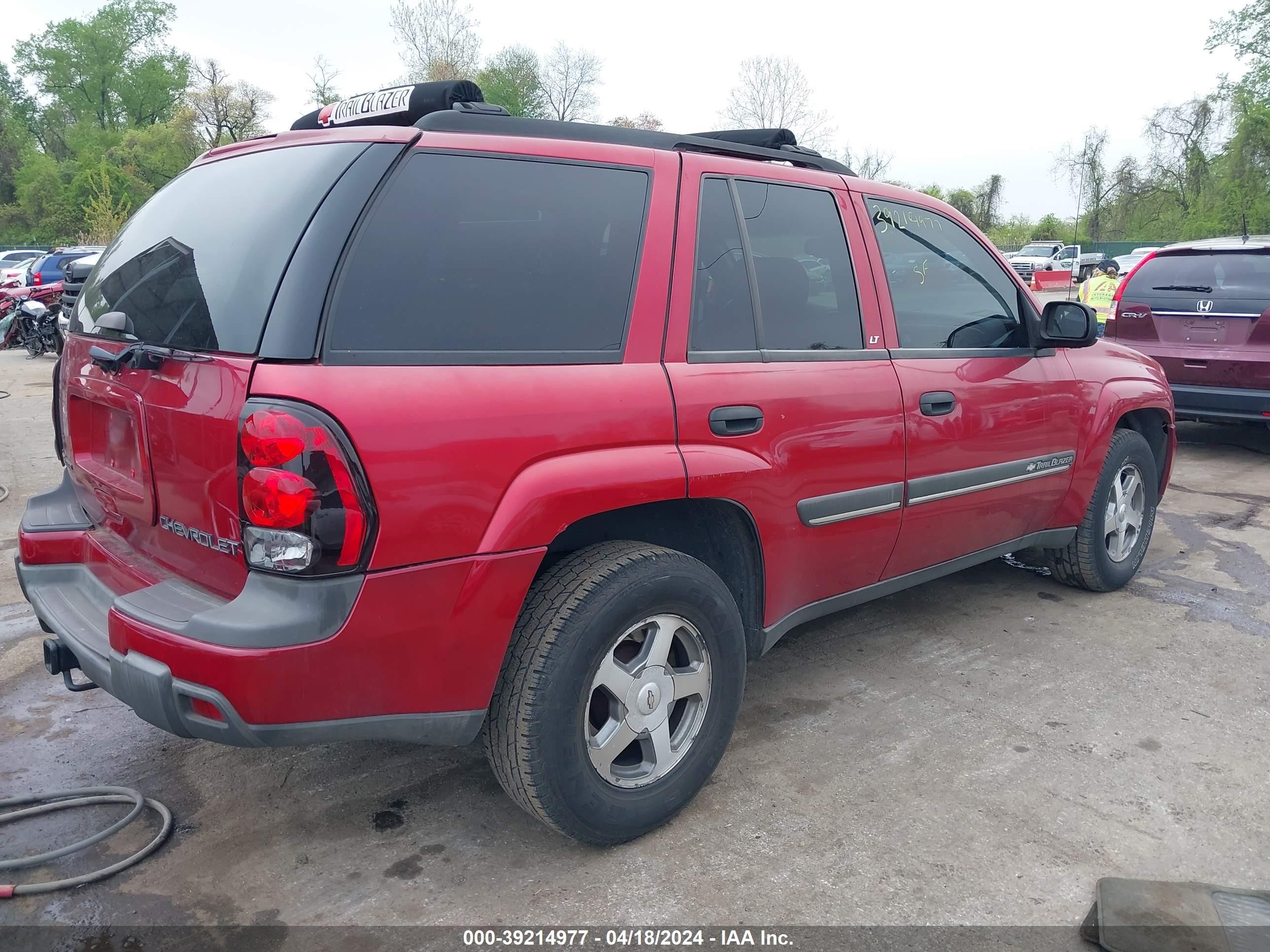 Photo 3 VIN: 1GNDT13S422258774 - CHEVROLET TRAILBLAZER 