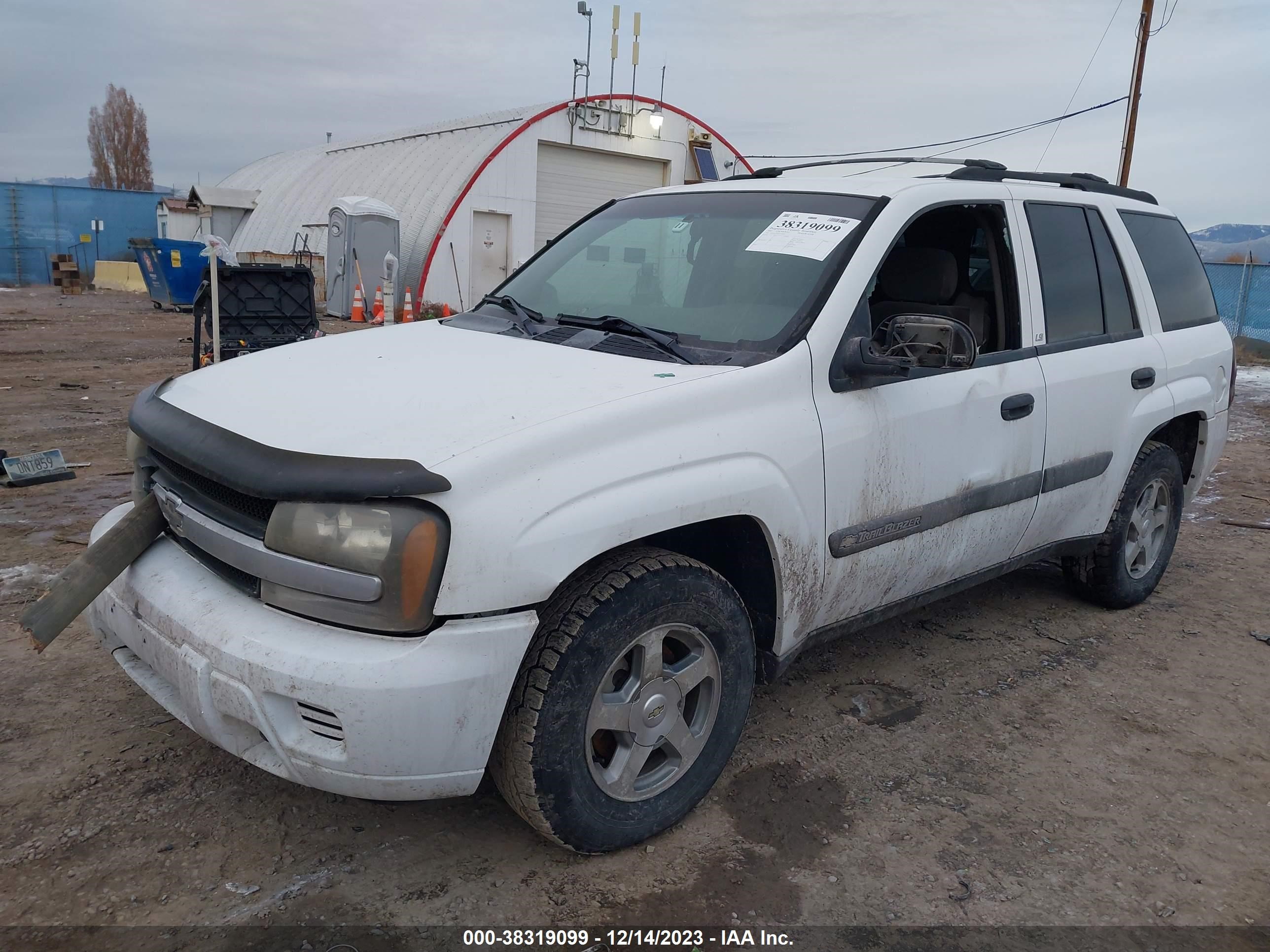 Photo 1 VIN: 1GNDT13S432247825 - CHEVROLET TRAILBLAZER 