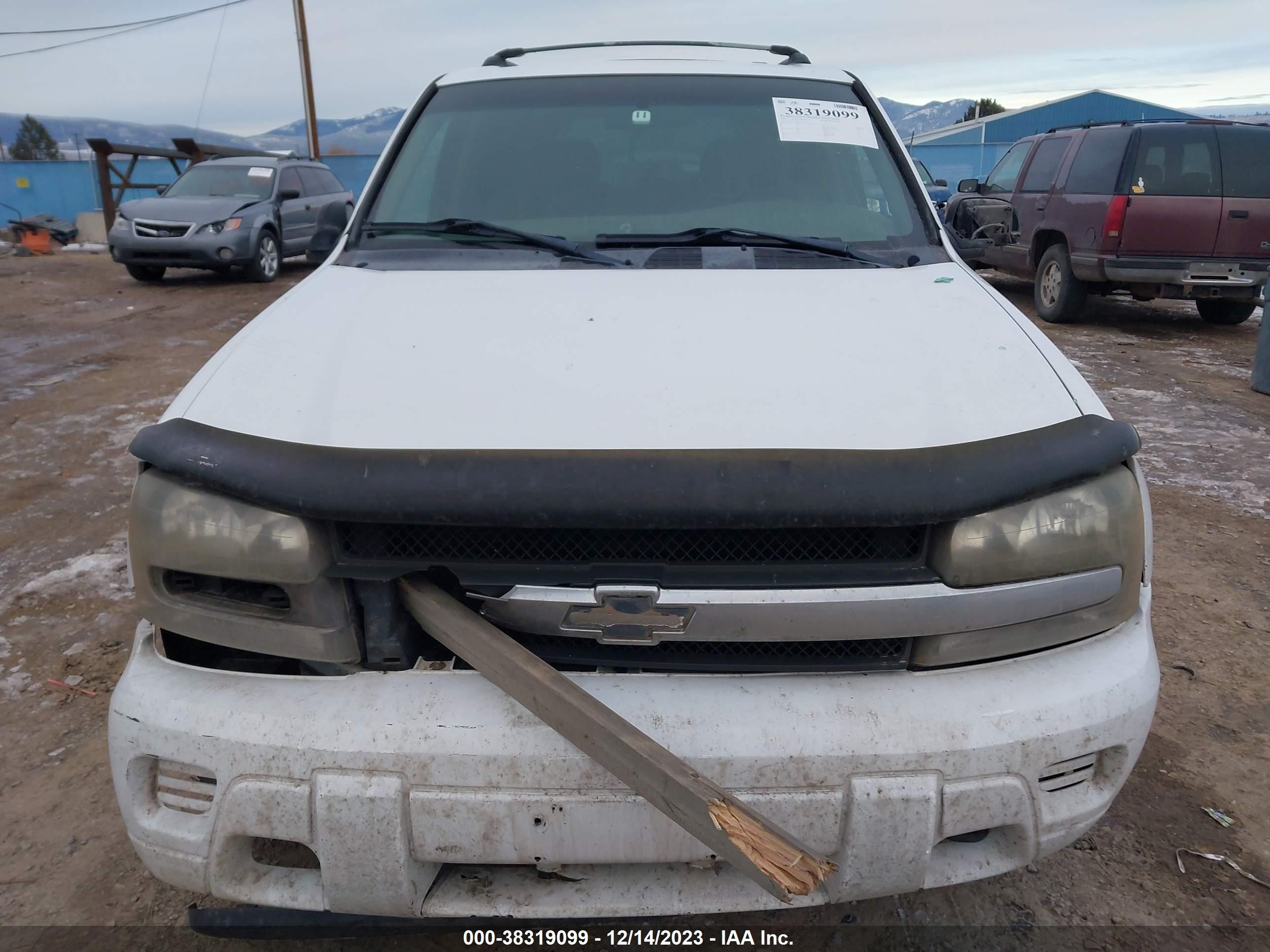 Photo 12 VIN: 1GNDT13S432247825 - CHEVROLET TRAILBLAZER 