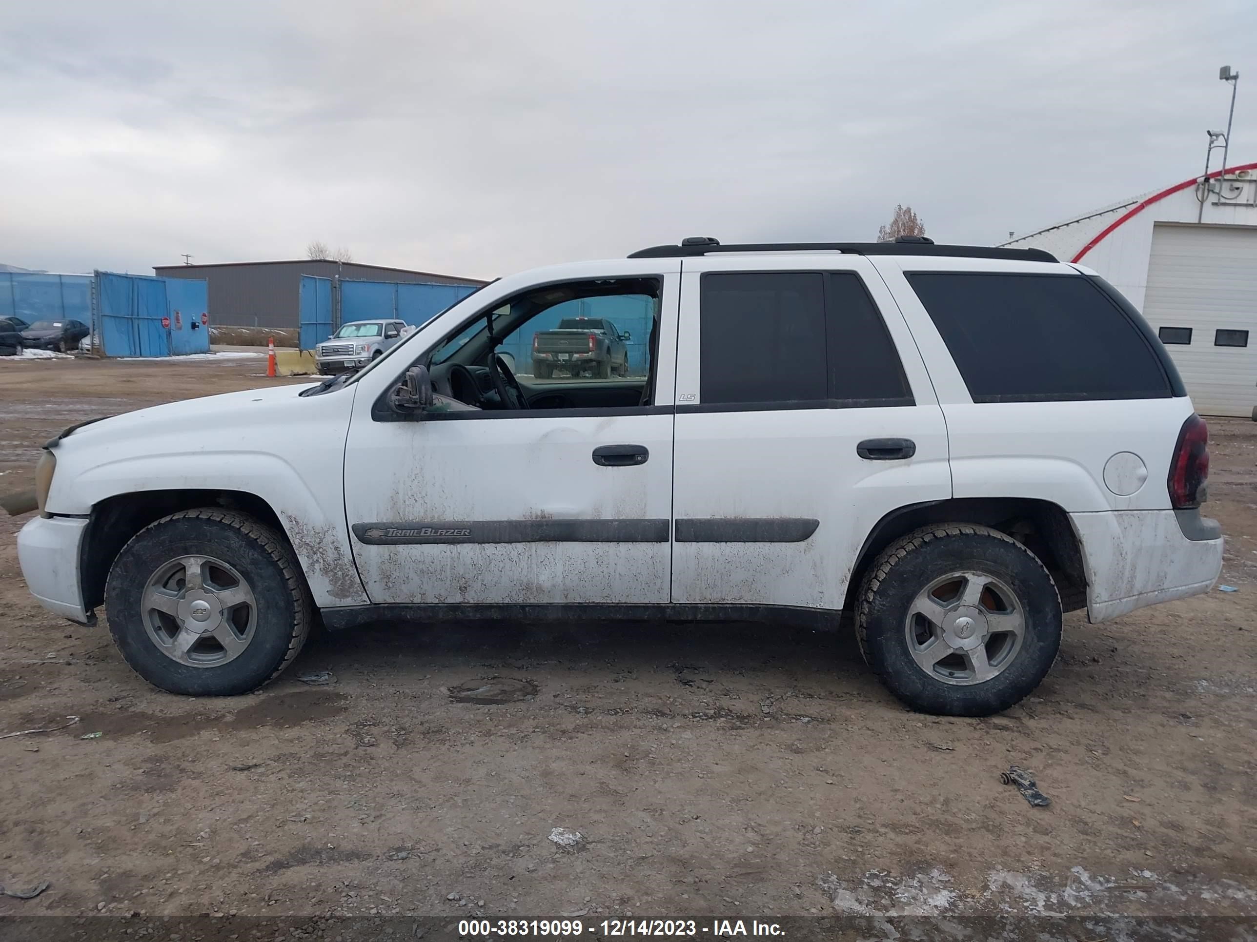 Photo 14 VIN: 1GNDT13S432247825 - CHEVROLET TRAILBLAZER 