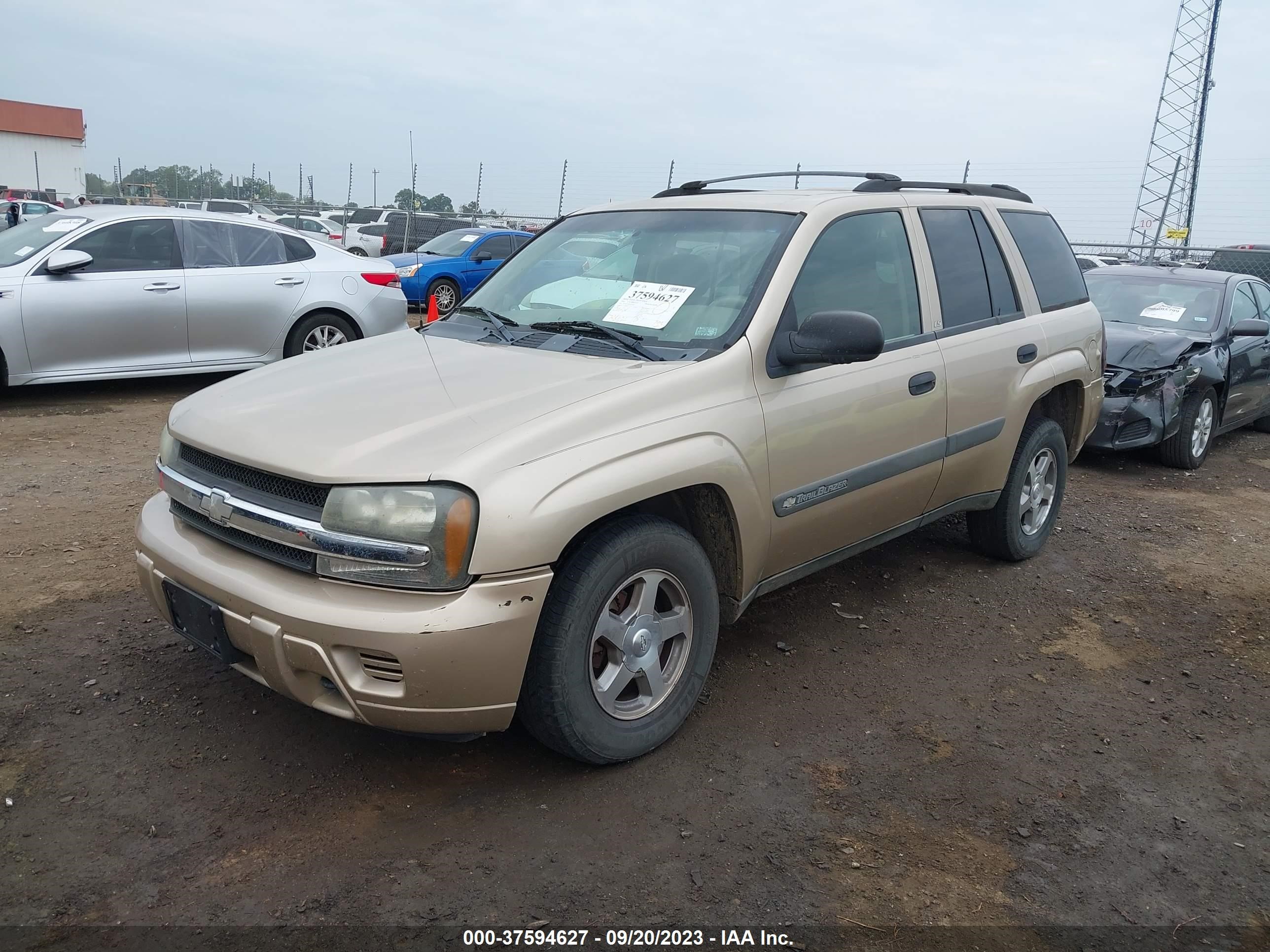 Photo 1 VIN: 1GNDT13S442149492 - CHEVROLET TRAILBLAZER 