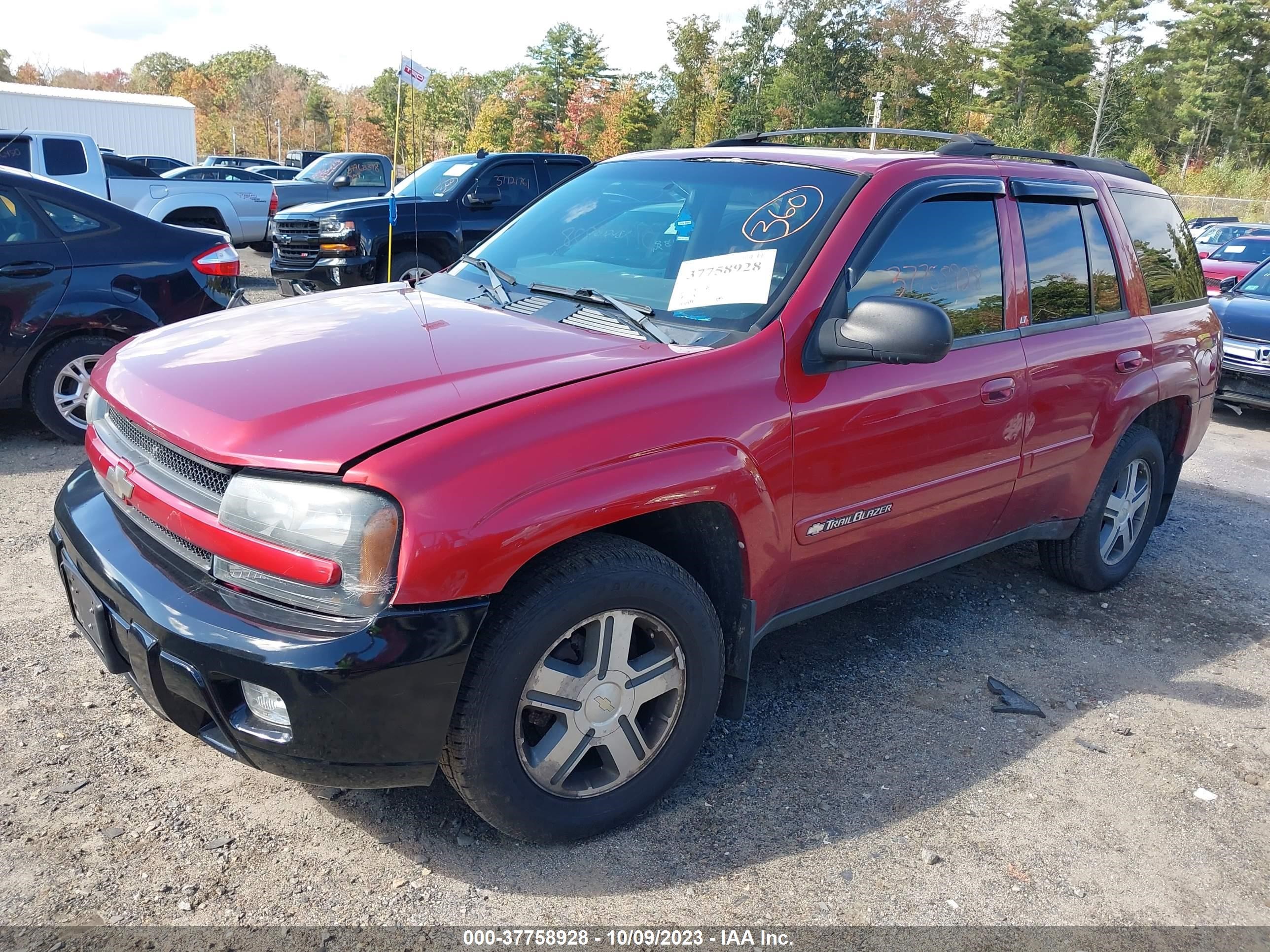 Photo 1 VIN: 1GNDT13S442388301 - CHEVROLET TRAILBLAZER 