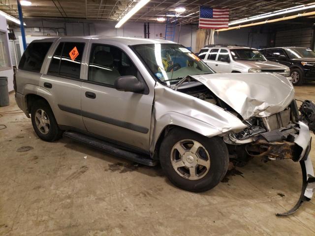 Photo 3 VIN: 1GNDT13S452240814 - CHEVROLET TRAILBLZR 