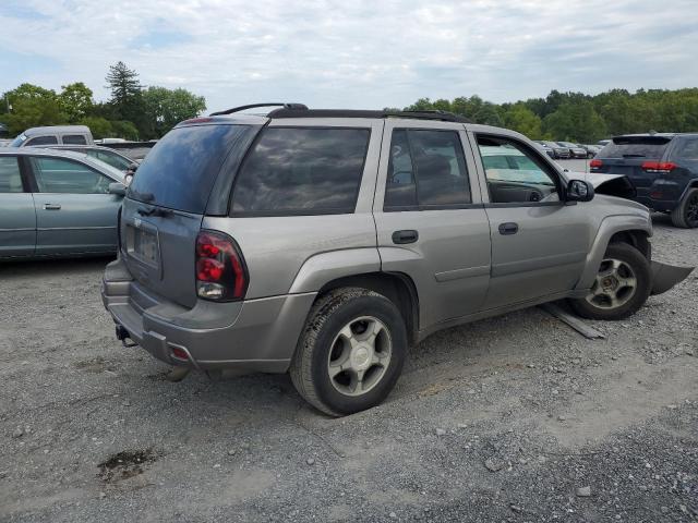 Photo 2 VIN: 1GNDT13S462358962 - CHEVROLET TRAILBLAZE 