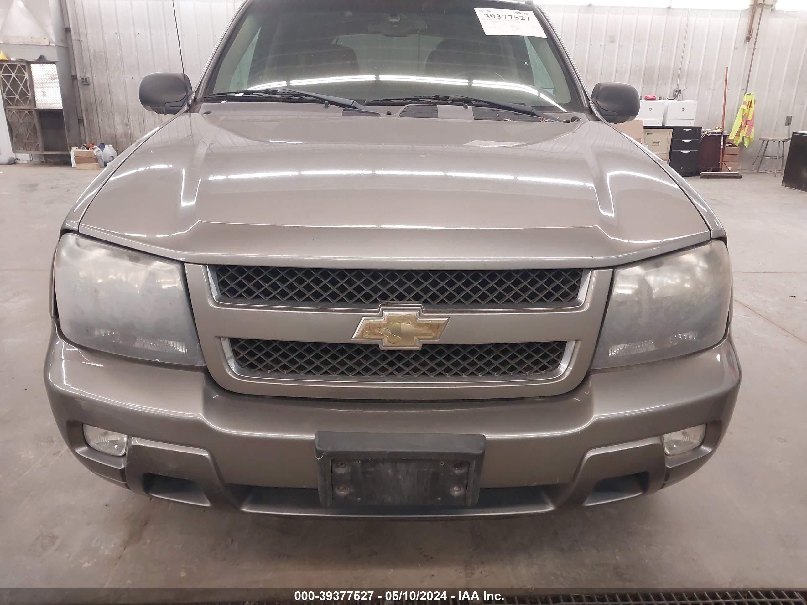 Photo 5 VIN: 1GNDT13S472233686 - CHEVROLET TRAILBLAZER 