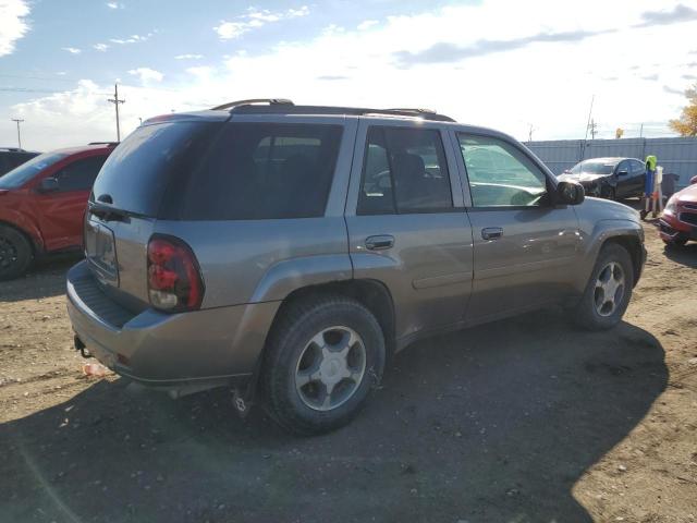 Photo 2 VIN: 1GNDT13S482124548 - CHEVROLET TRAILBLAZE 