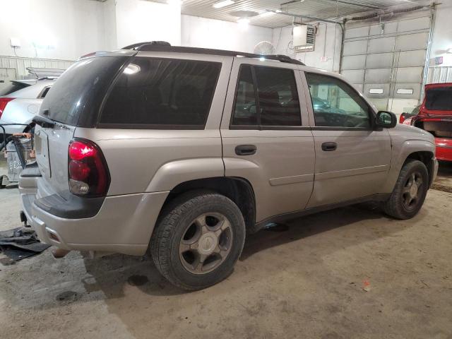 Photo 2 VIN: 1GNDT13S482127742 - CHEVROLET TRAILBLZR 