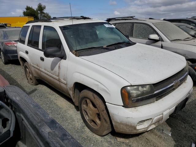 Photo 3 VIN: 1GNDT13S482171143 - CHEVROLET TRAILBLAZE 