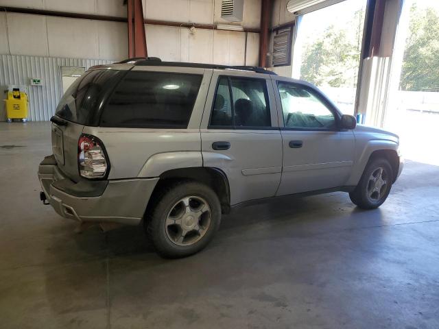 Photo 2 VIN: 1GNDT13S482233754 - CHEVROLET TRAILBLAZE 