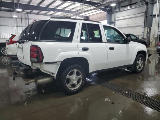 Photo 2 VIN: 1GNDT13S482243670 - CHEVROLET TRAILBLAZE 