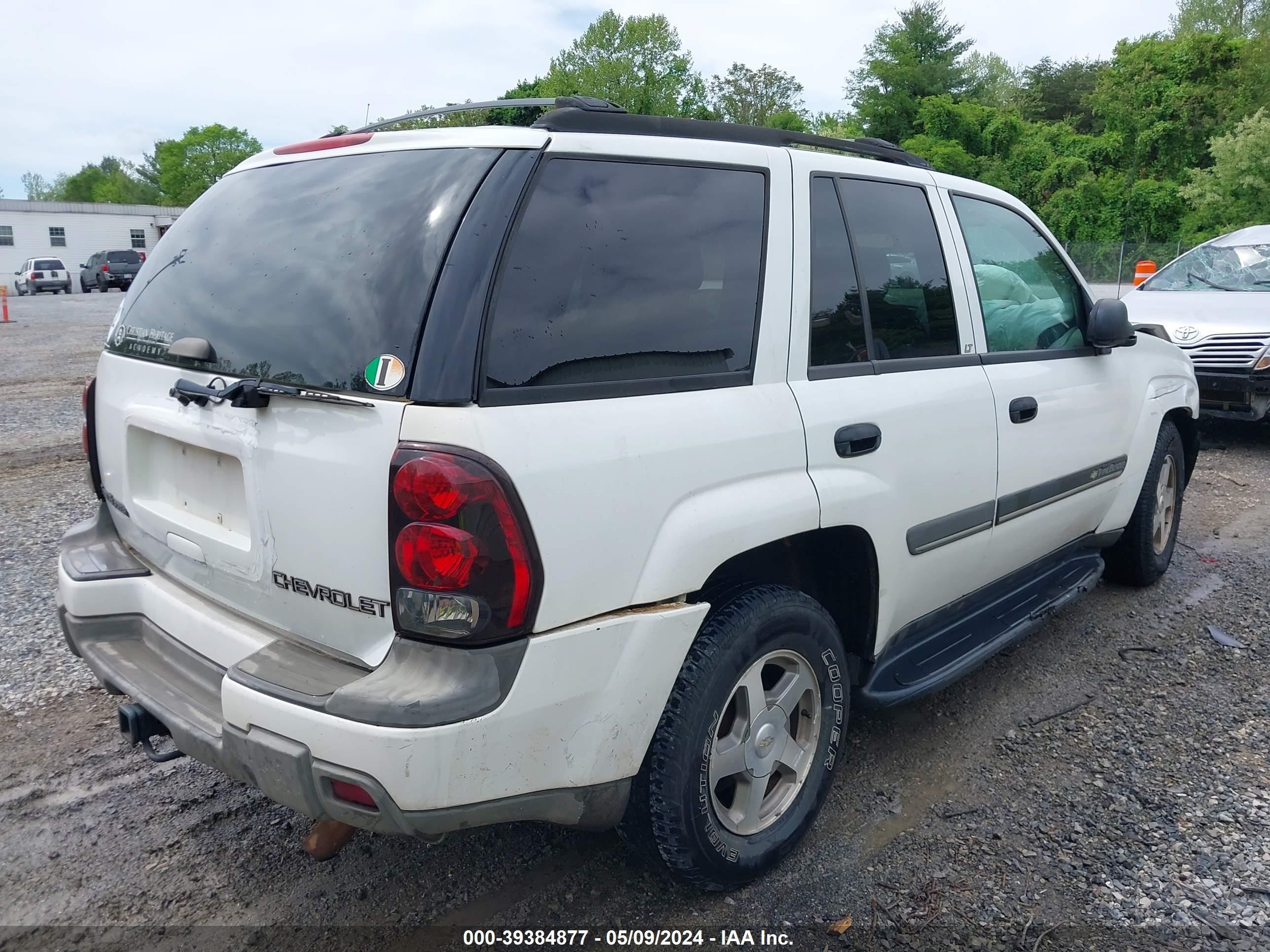 Photo 3 VIN: 1GNDT13S522133315 - CHEVROLET TRAILBLAZER 