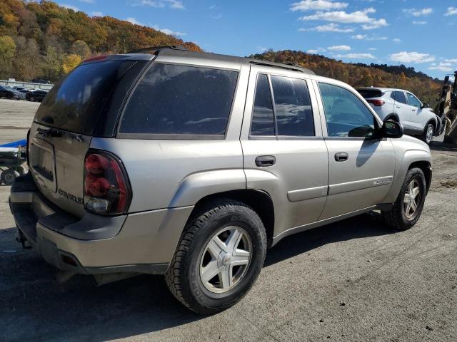 Photo 2 VIN: 1GNDT13S532392324 - CHEVROLET TRAILBLAZE 